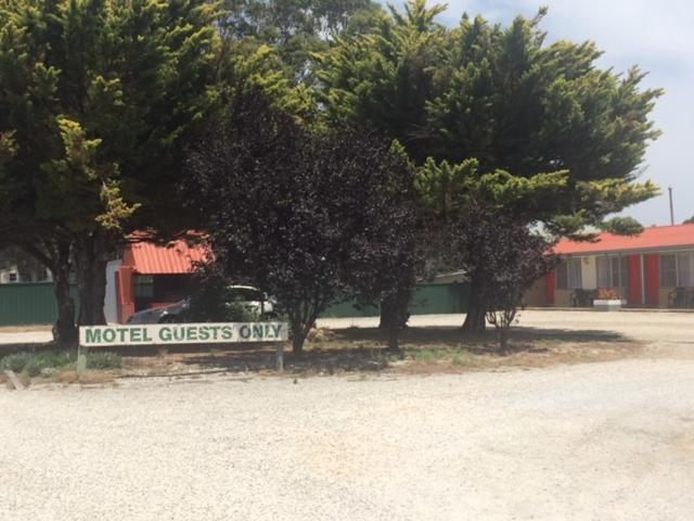 Governors Hill Motel Goulburn Exterior foto